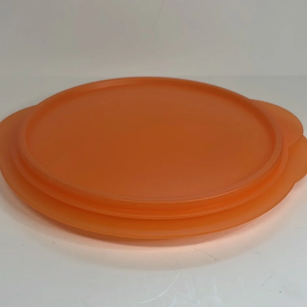 Tupperware Bowl Flat Out Collapsible Food Storage Serving Orange 4 Cup NWT